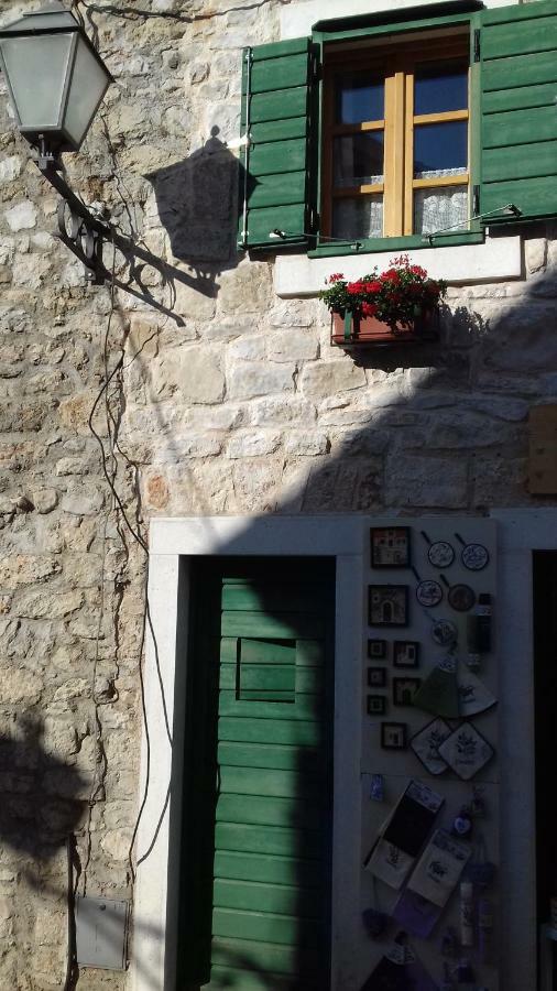 Apartments Mime - Small House Vodice Exterior foto